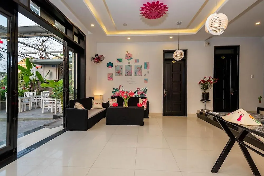 Flamingo Villa Homestay - Big Rooms With Balcony - Close To Hoi An Old Town 200M & Temple Bridge - Large Outside Pool For Sun Bathing