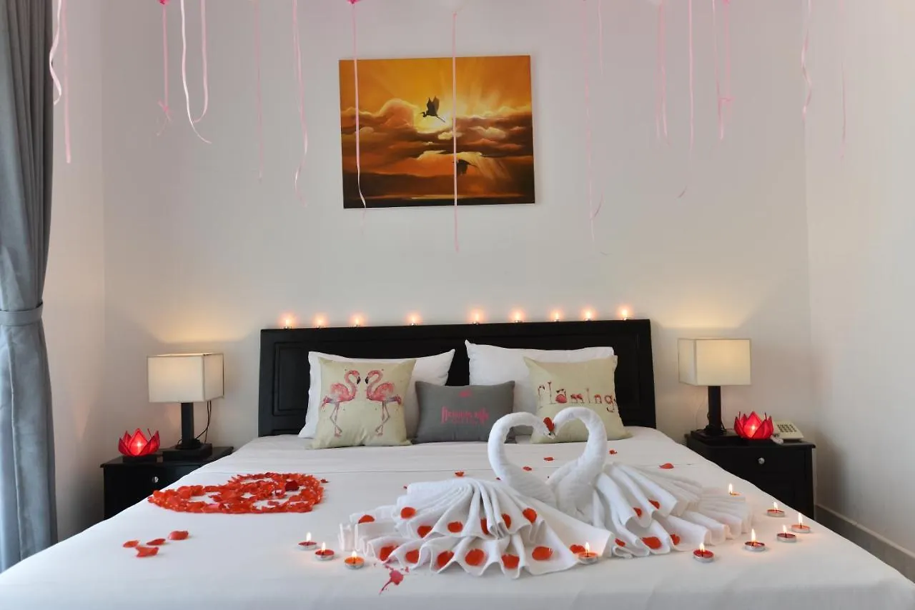 Flamingo Villa Homestay - Big Rooms With Balcony - Close To Hoi An Old Town 200M & Temple Bridge - Large Outside Pool For Sun Bathing