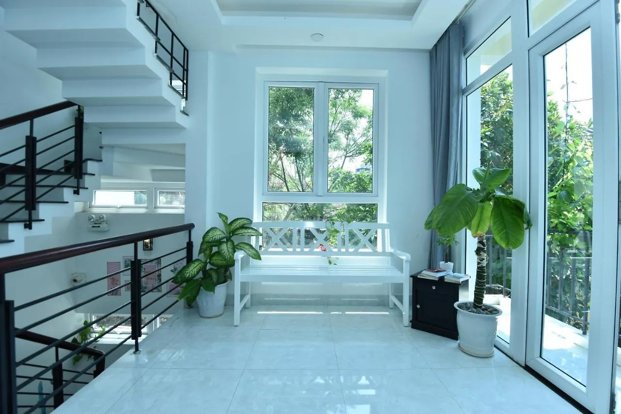 Flamingo Villa Homestay - Big Rooms With Balcony - Close To Hoi An Old Town 200M & Temple Bridge - Large Outside Pool For Sun Bathing Vietname